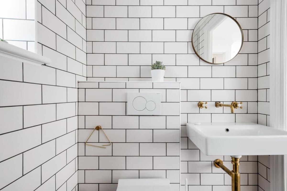 Central Georgian Townhouse With Free Parking Bath Zewnętrze zdjęcie